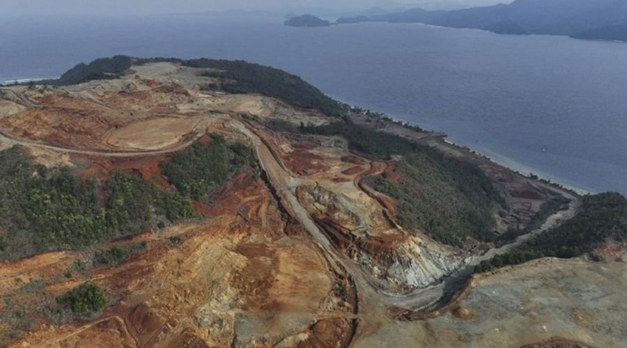 Krisis Lingkungan Raja Ampat: Pemerintah Bekukan Izin dan Segel Empat Perusahaan Tambang Nikel