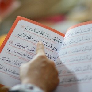 5 Tips Mendekatkan dan Mengikat Anak dengan Al-Qur'an
