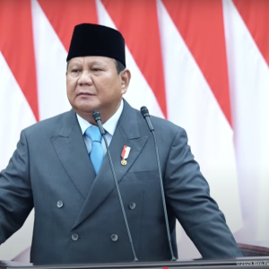 Gebrakan 299 Hari Kerja: Prabowo Ungkap Penyelamatan APBN Rp300 Triliun dan Perang Melawan Mafia Pangan