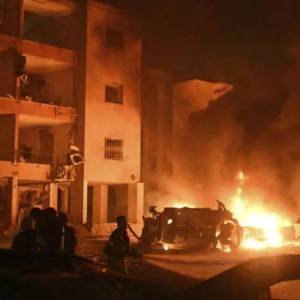 Perang Terbuka Israel-Iran Memanas: Saling Serang Rudal, Ratusan Tewas, Kepala Intelijen Garda Revolusi Gugur