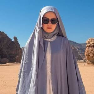 Terkendala Visa, Kimberly Ryder Tunda Keberangkatan Haji ke Tahun Depan